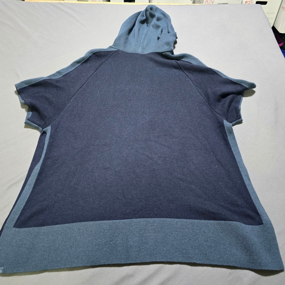 Lululemon Opened Up Poncho Women XS/S Blue Cashmere Blend Short Sleeve - Picture 5 of 6
